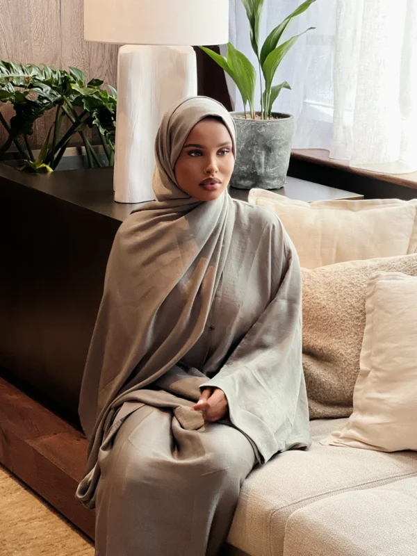 Mona Abaya with Embroidery Scarf