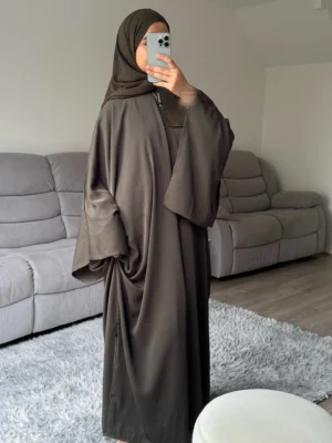 3C8083EE-7DC2-4F37-B930-32CF3030D7C9-28