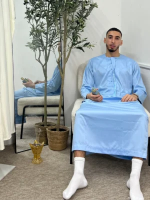 Mens Emirati Tassel Thobe Shiny