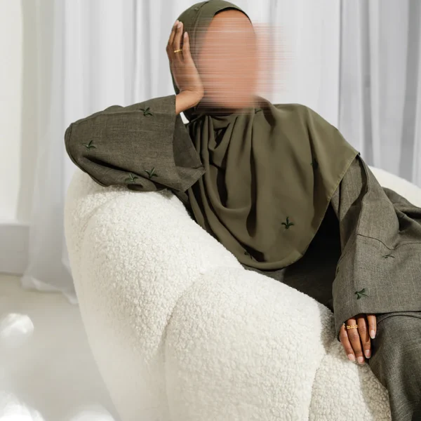 Motifé Closed Abaya - Olive Green