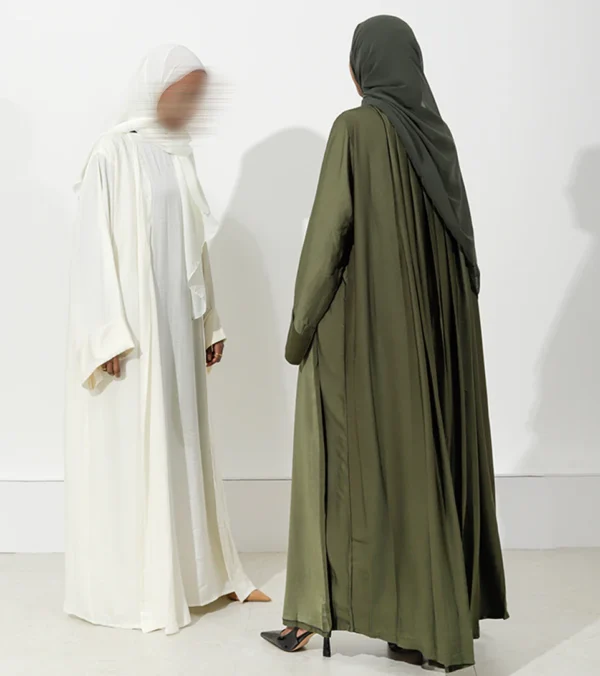 Pleated - Midnight Moss