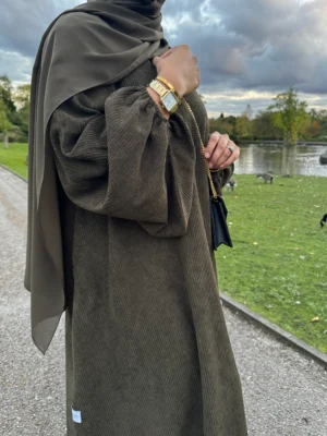 84D9519D-AC3F-47F4-9B15-93181AF63849-19