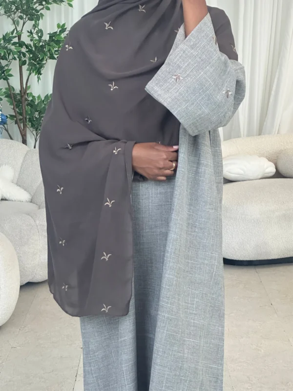 Motifé Closed Abaya - Grey
