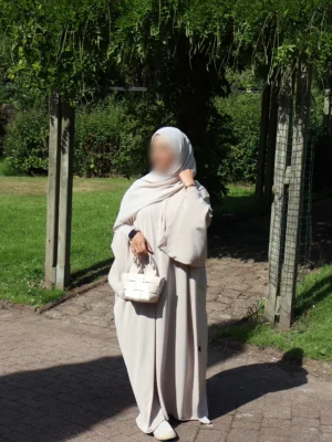 EC365678-2AD2-4717-9005-16F70D353E7A-13