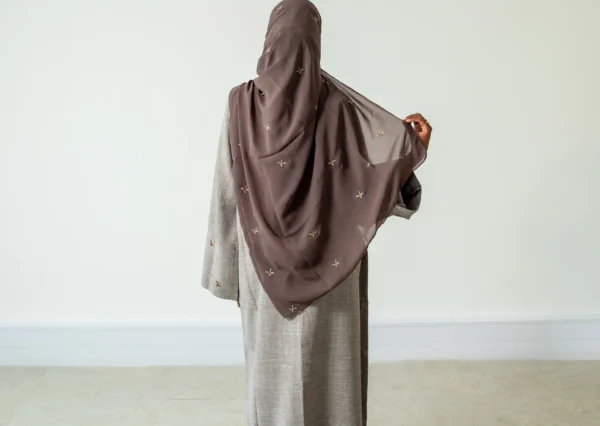 Motifé Closed Abaya - Grey