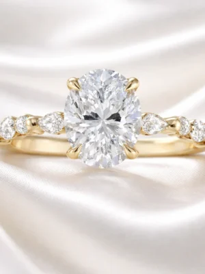 Oval Luxe
