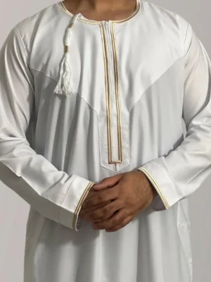 Boys White and Gold Kumzaar Omani Thobe