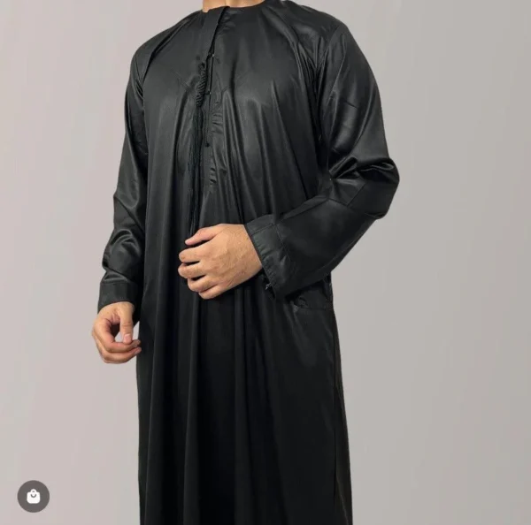 Black Emaar Basic's Shiny Emirati Thobe