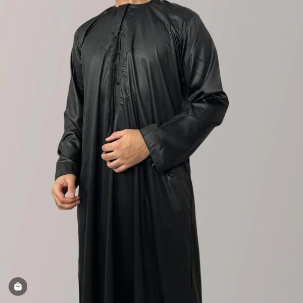 Black Emaar Basic's Shiny Emirati Thobe