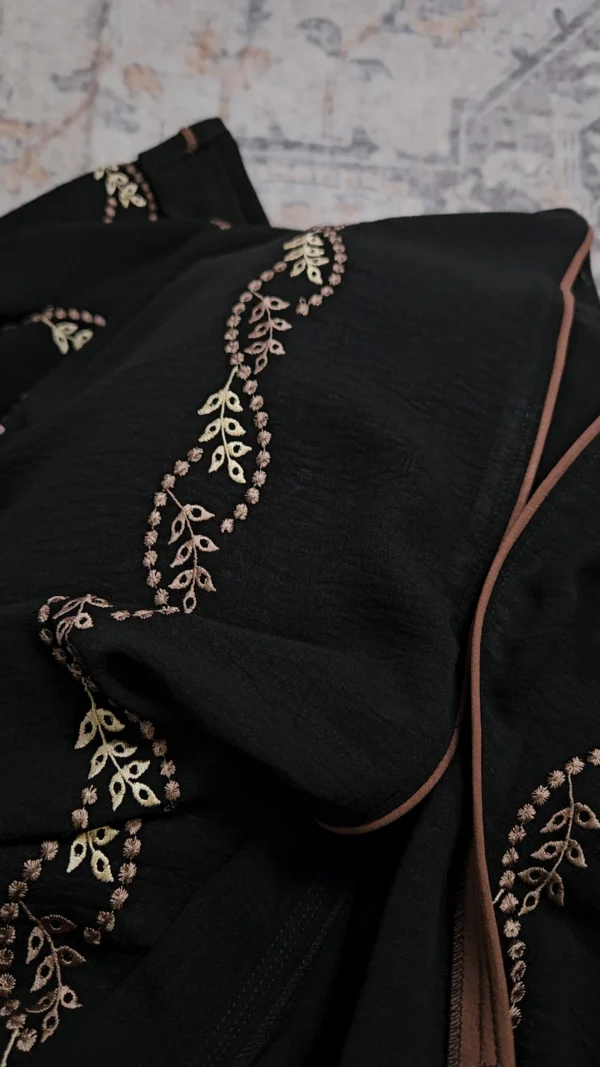 Ayla Abaya