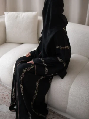 Ayla Abaya