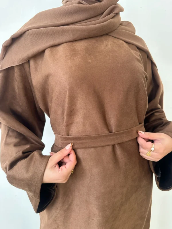 Suede Winter Abaya – 3‑Piece Warm Modest Set for Women