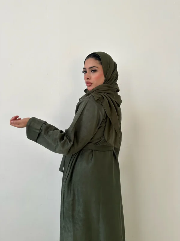 Suede Winter Abaya – 3‑Piece Warm Modest Set for Women
