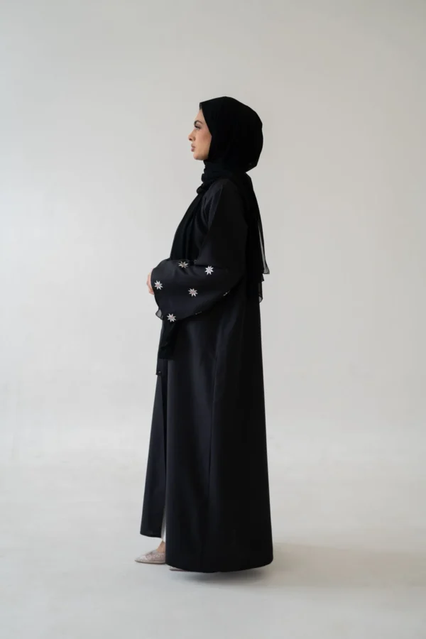 Flower Sleeve Black Abaya – Elegant Floral Detail Modest Wear