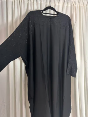 A4A33954-681D-4040-B2E2-BCC287B15ED2