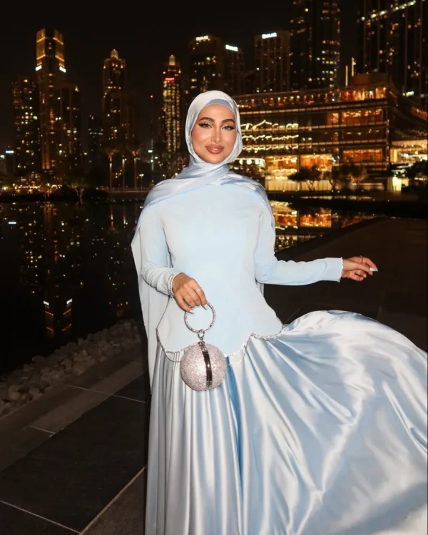 Adele - glossy Gown