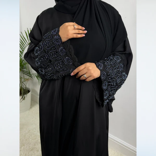 Arwa Abaya