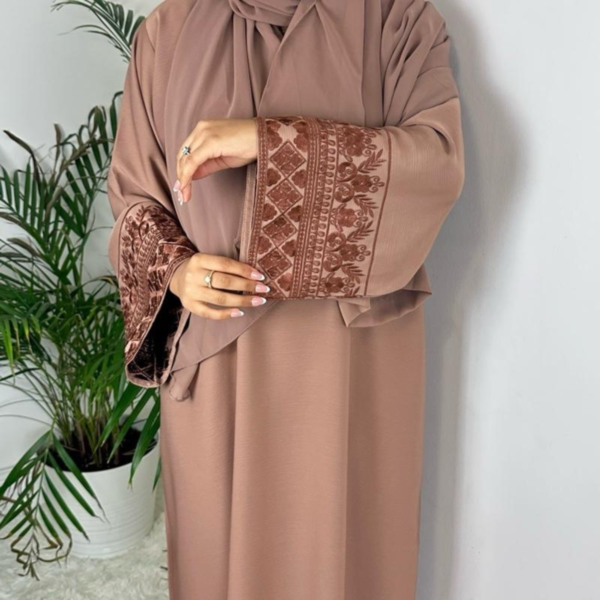 Asma Abaya
