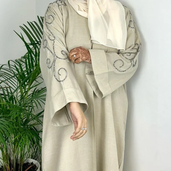 Haniya Abaya