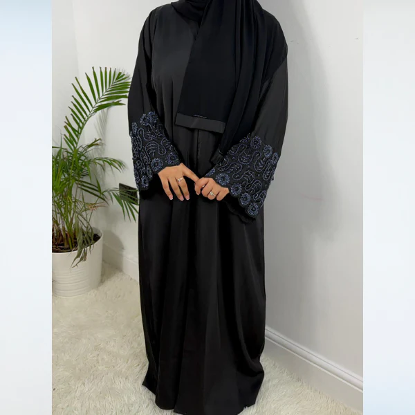 Arwa Abaya