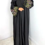 Raina Abaya