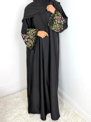 Raina Abaya