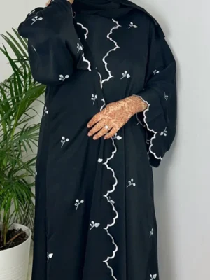Raina Abaya