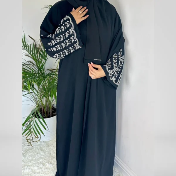 Hajra Abaya - Black