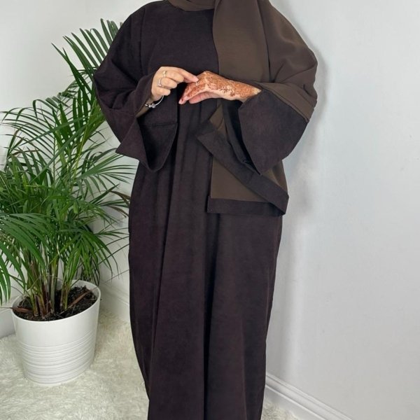 Rawdah Corduroy Abaya