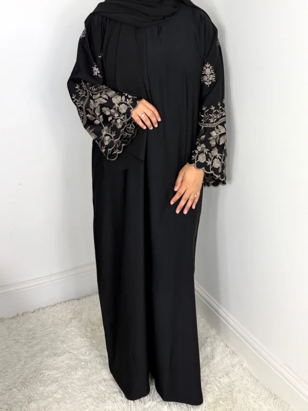 Maira Abaya