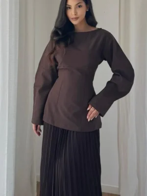 Alisse Pleated Skirt Set