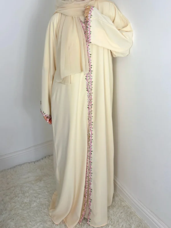 Rawdah Nida Lace Abaya