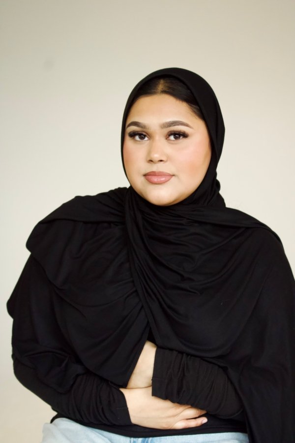 Premium Jersey Hijab – Ultra-Soft, Breathable & Long-Lasting